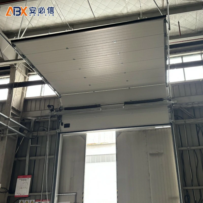 铁门关铝板滑升门
